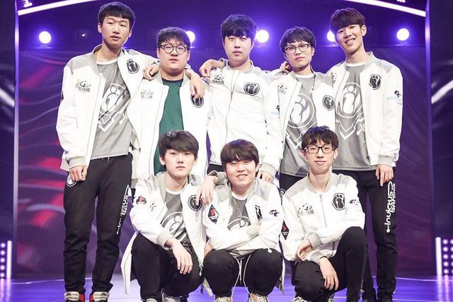 孙捷坐镇中 孙捷坐镇中